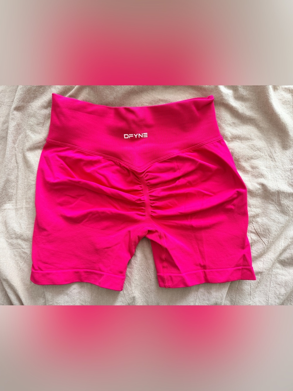 DFYNE Dynamic 4.5” Shorts - Small - Rosa Pink - Picture 4 of 5
